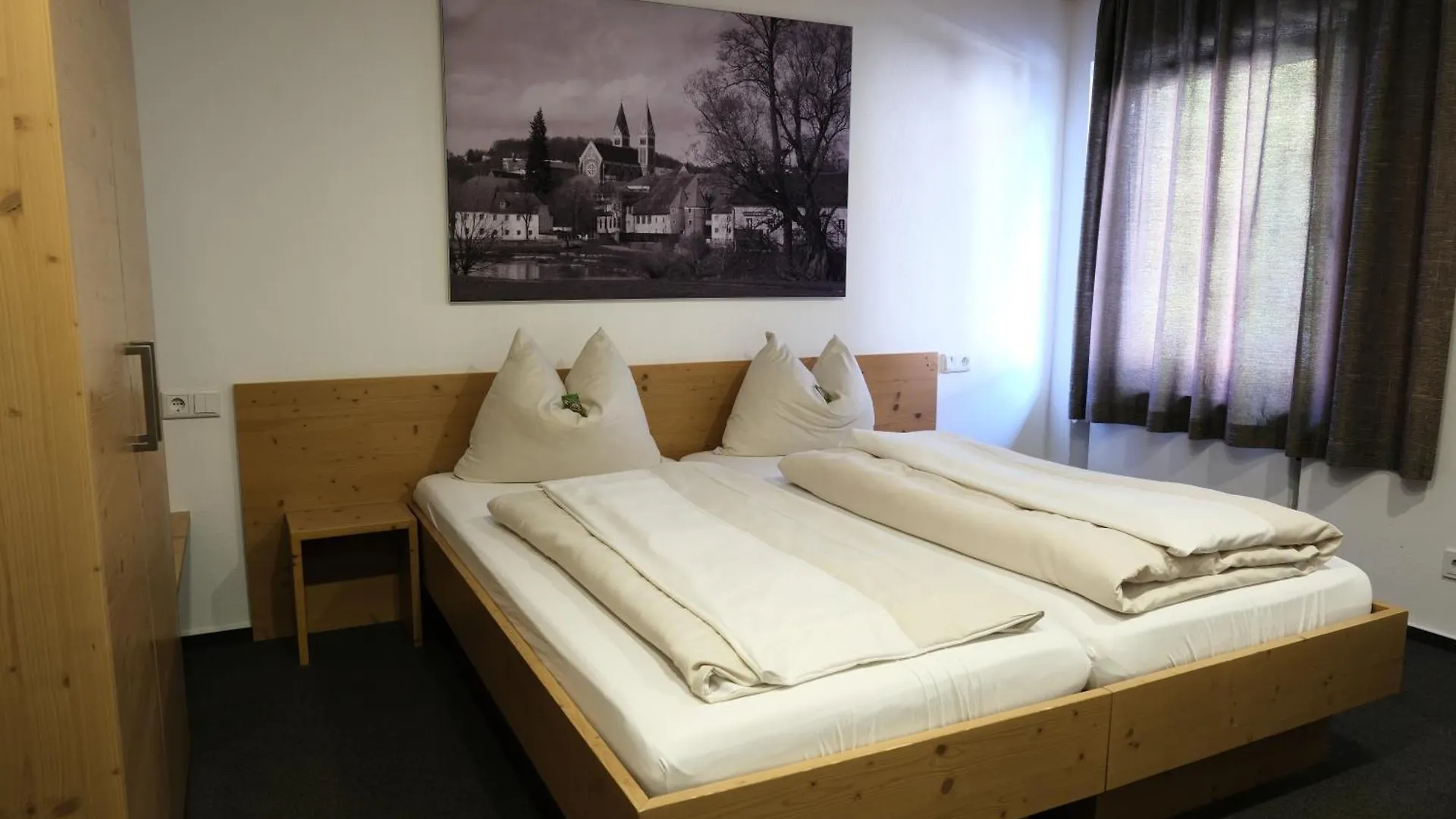 Gasthof Butz Worth an der Donau Hotel